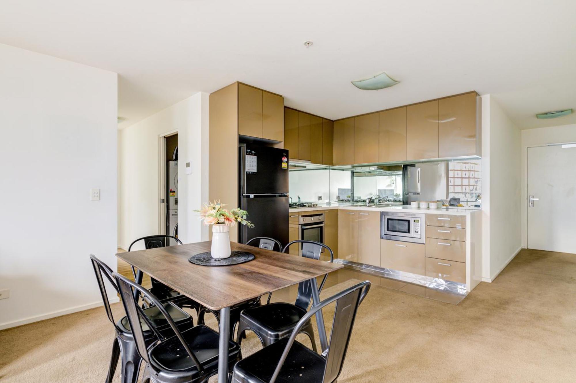 Mega Style Apartments Mainpoint เมลเบิร์น ห้อง รูปภาพ