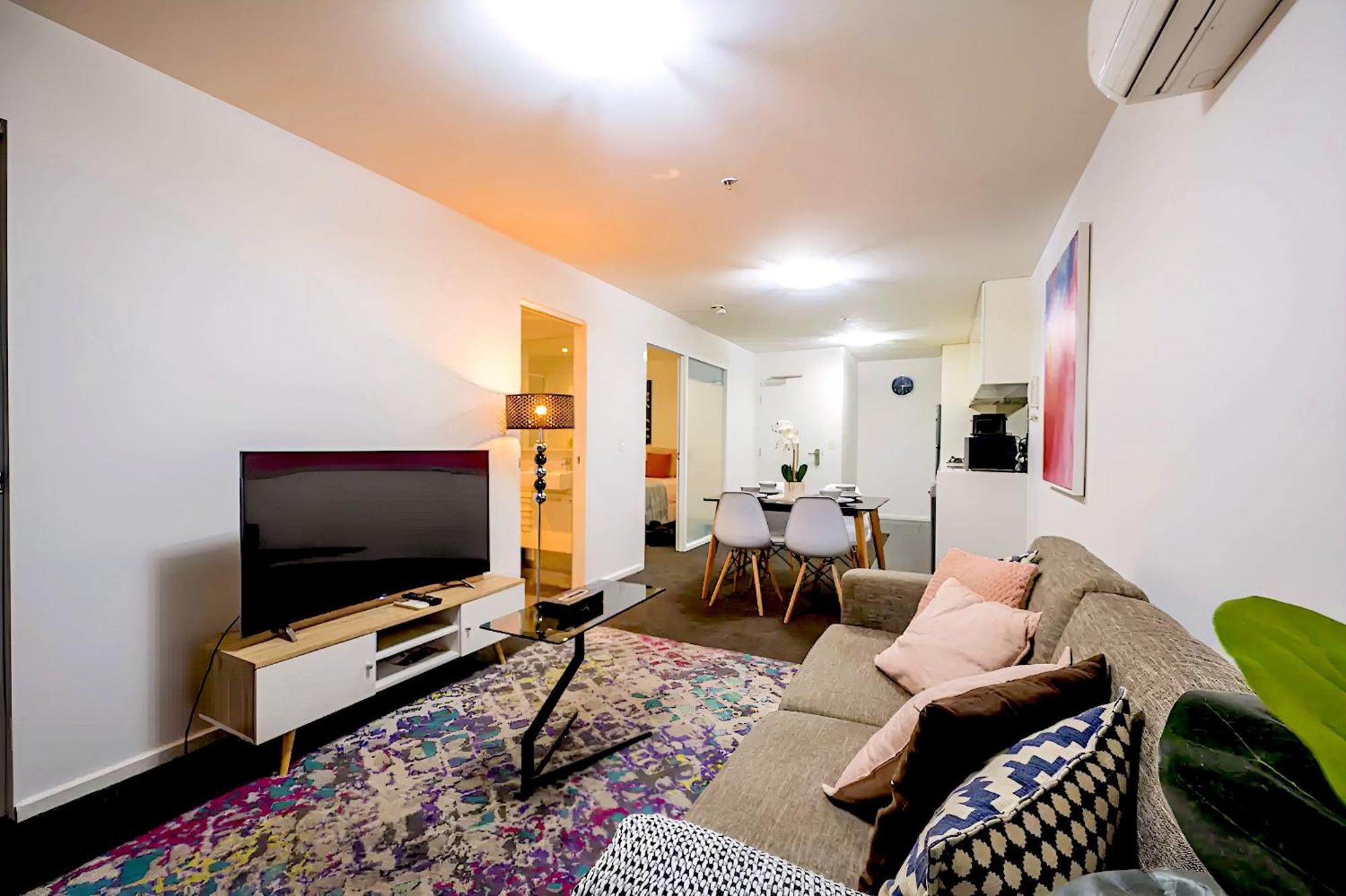 Mega Style Apartments Mainpoint เมลเบิร์น ภายนอก รูปภาพ